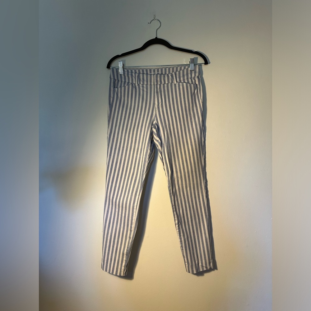 Old Navy Pixie Style Blue & White Striped Ankle Length Jeans, Size 4